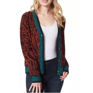 Jessica Simpson bentlee cardigan in multi animal. Size S. NWT